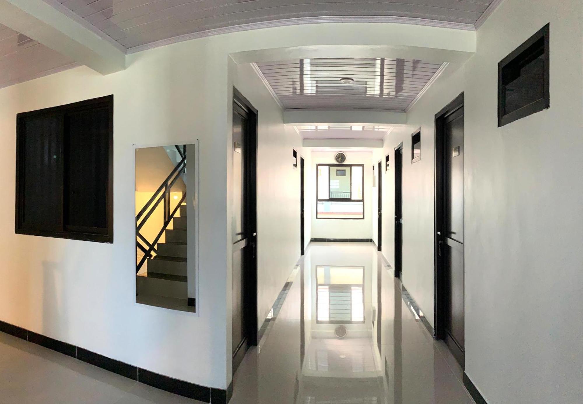 Kusuma Raya Guest House Srondolwetan Exterior photo